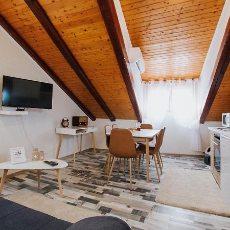 Apartment Toma Трогир Экстерьер фото