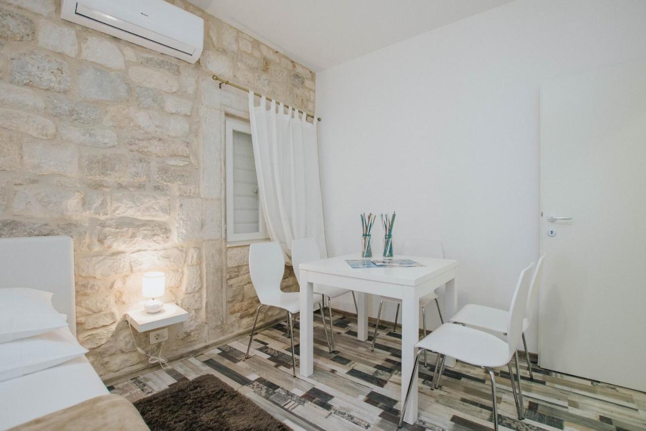 Apartment Toma Трогир Экстерьер фото